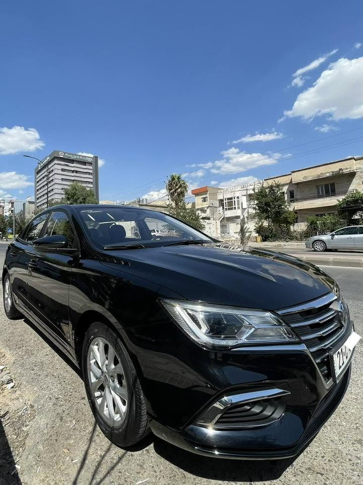 MG 5  STANDARD

2023

30,000KM

clean.

***********
