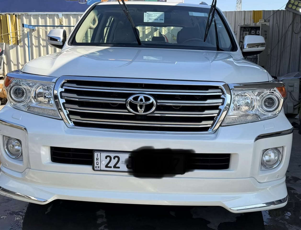 السلام عليكم

لاندكروز 2015 بريمgxr 

محرك 6 سلندر 4000

فتحة

بصمة

طفاية بلصدر 

حساسات امامي خلفي 

زراك لايت 

كير ومحرك مكفول 

وباقي المواصفات المعروفة

بيها بارد بالجاملغ الامامي الايمن موضح وبيها رشه بالبنيد موضحه ايضاً
الباقي كفالة
ماشية 145 الف حقيقي

السعر 42000 وبيها مجال بسيط

 بغداد - الغزالية
***********
