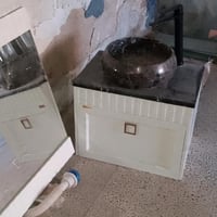 مغسلة لبيع كامله اغراض وياه المرايه سعره ٨٠ رقمي ٠٧٧٠٢٦١٩٣٠٨