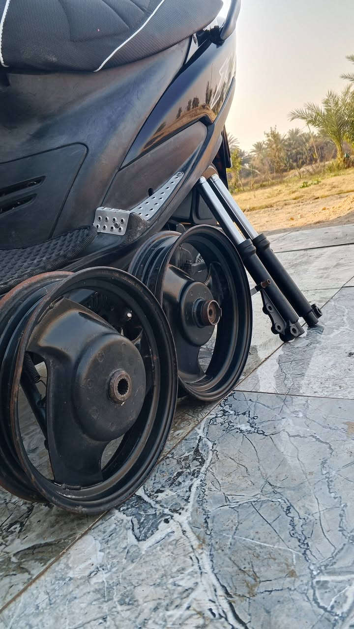 سلام عليكم ماكس عدله للبيع
دراجه فوللل نضافه كدام عينك 
مكينه ما مفتوحة بلاديه49
تزويد خارجي كدام عينك
ختم واحد وي المكينه بس كفرات مبدلات
السعر 750 وبيها مجال للطيبين 
المكان ديوانيه قضاء سنيه
استسفسار اتصال عل رقم
‏‪***********‬‏
