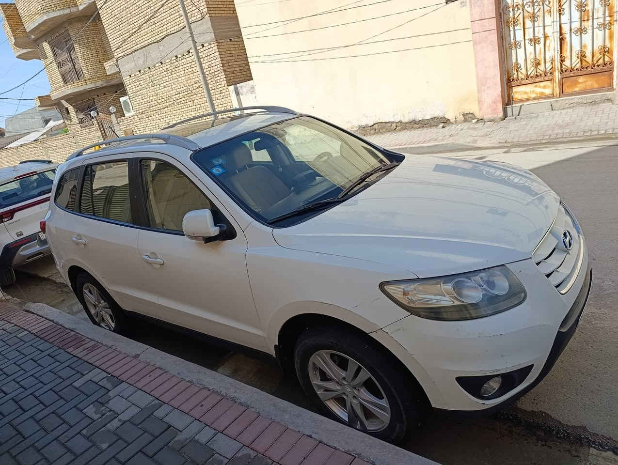 سنتافي 2011
الرقم الدولي (( مميز ))
باسمي 
سيارة بلادية محرك كير تبريد تدفئة ..
مع ملاحظات بسيطة ..
للاستفسار ***********
