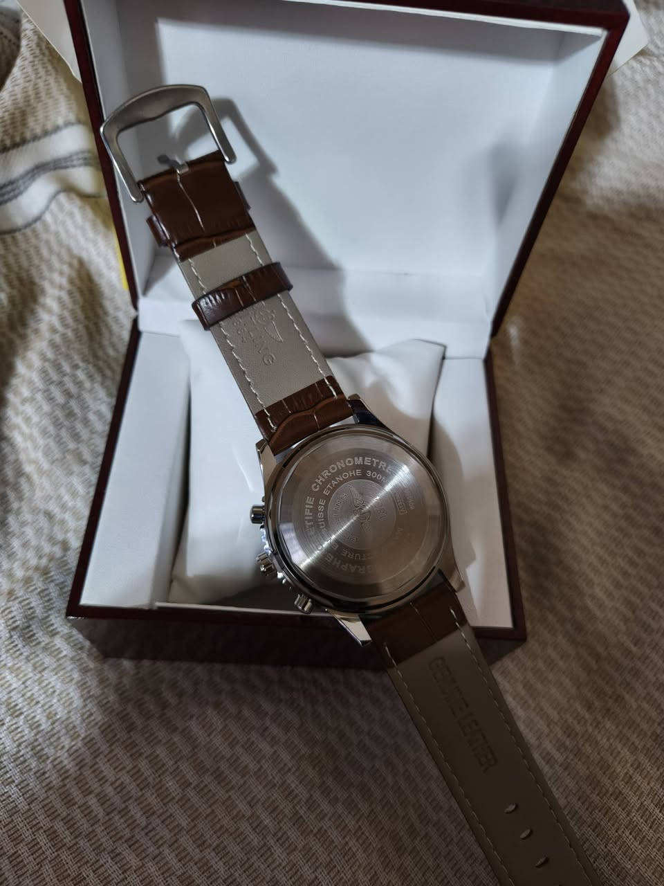 برتلنك طيارين كوارتز مع علبه مالتها باله اوربي سعره 45 الف مع توصيل خاص موجود


**إذا كنت صاحب هذا الإعلان وتريد حذفه لأي سبب، رجاءا أرسل رسالة إلى الدعم الفني**