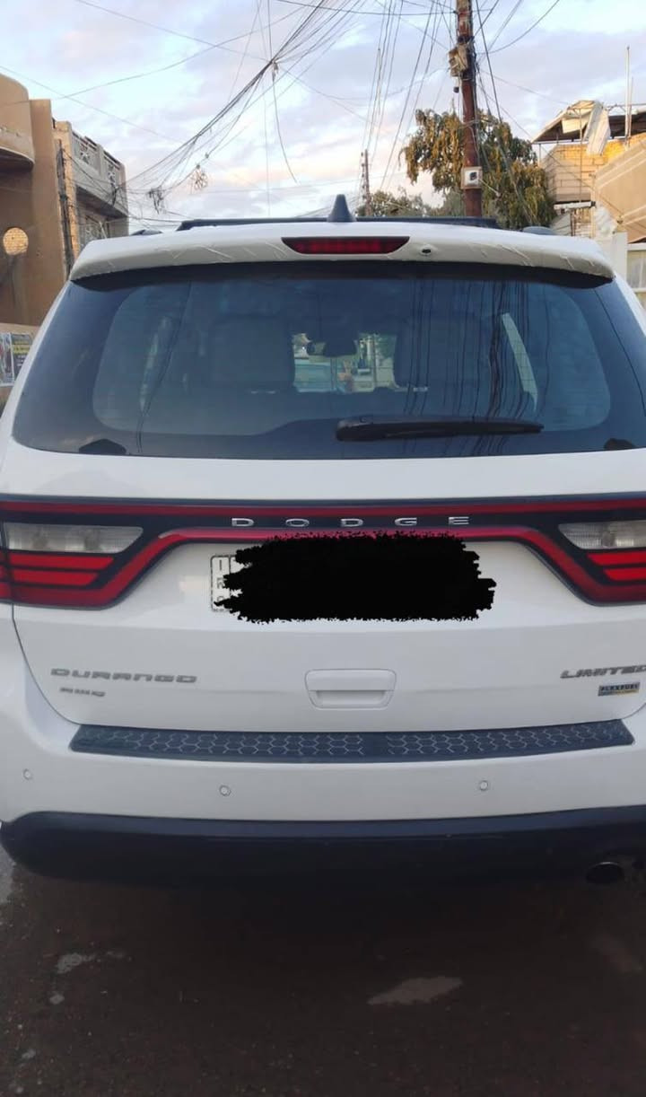 للبيع: دوج دورانجو 2014 (Dodge Durango)
أصحاب الفخامة والعوائل سيارة مال بيت وجاهزة من كلشي ​الموديل 2014 المحرك  6 سلند ​اللون ابيض ​الوضعية الميكانيكية كير محرك وتبريد بشرط الفحص ثلج وجاهزة للموسم تفاصيل الحادث والضرر بكل أمانة مصداقية ​السيارة وارد أمريكي بيها ضربة فقط بالصندوق الخلفي وتم تصليحها بشكل ممتاز ال​داخل نظيف جداً ومريح الرقم بغداد 
​السعر 195 وبيها مجال بسيط ​المكان بغداد - الحسينية 
​لرقم الهاتف ***********

​ملاحظة: الشراي الجاد يتفضل سيارة جاهزة للتحويل مباشرة
