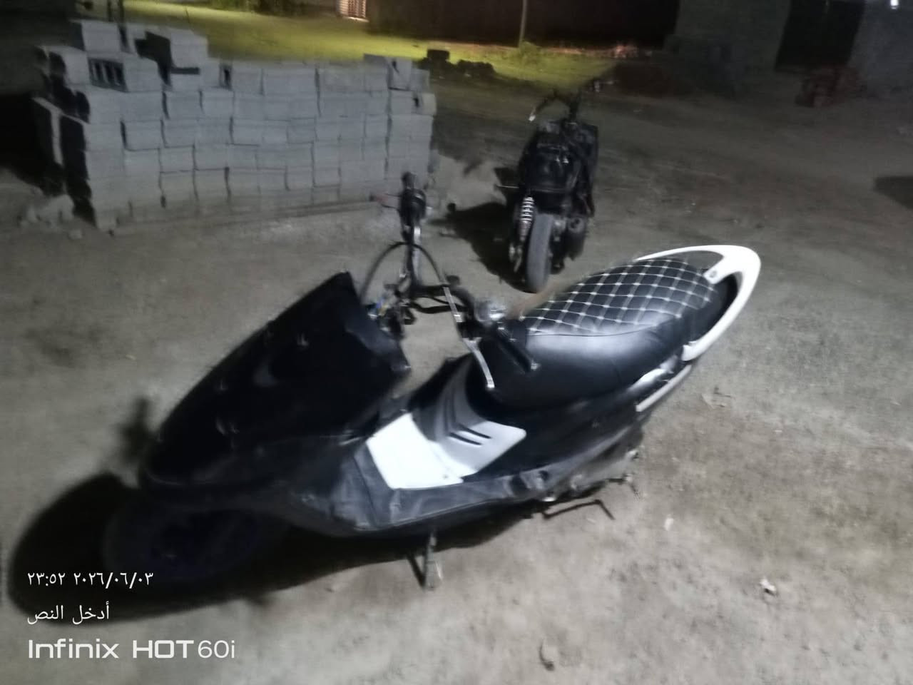 سلام عليكم... ماكس عدله..... البيع.... السعر350وبيها مجال.. مكينه خرسه شرط ما تسمع صوت..... المكان كربلاء الحسينيه العطيشي رقم ***********

