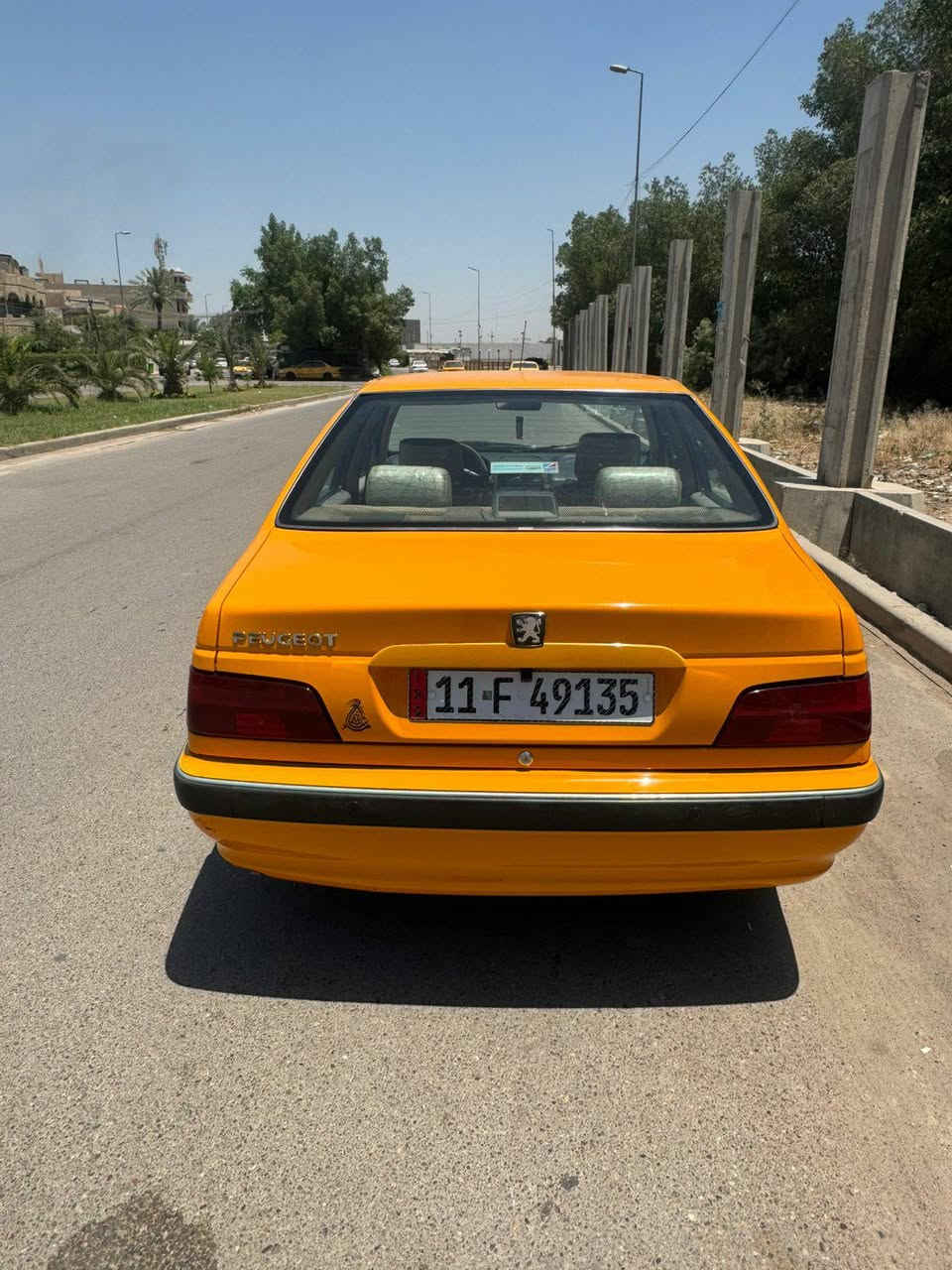 سلام عليكم بيجو باص موديل ٢١  منضومه غاز سياره كفاله عده ضربه الي موضحه بصوره السعر ٧٥ العنوان بغداد رقم ***********
