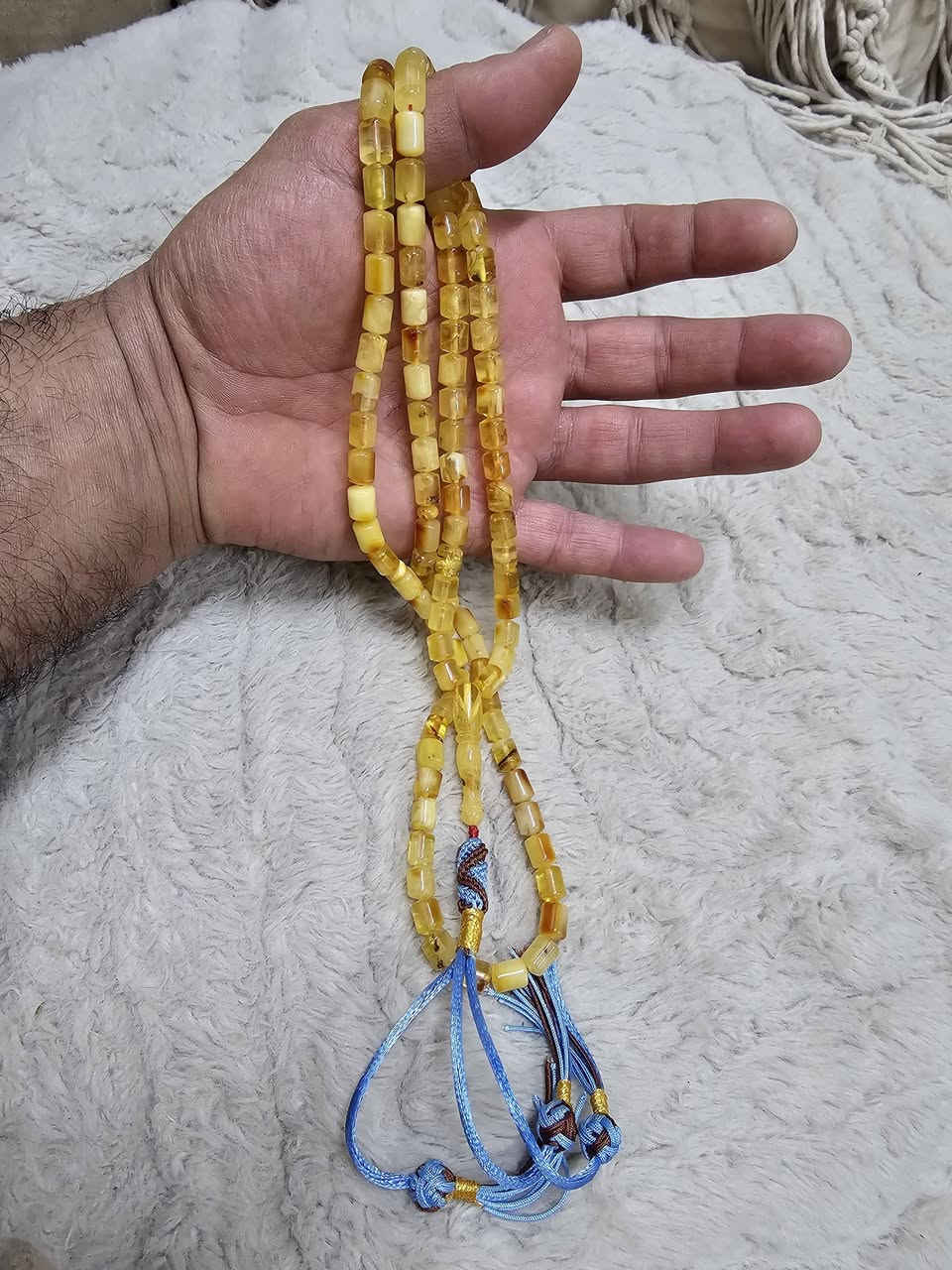 عودة وعشاق مسابح الصلاة 
مسبحه من كهرب بحر البلطيق الحر الطبيعي قليل الشوائب وبخامة بلغميه او ماتسمى مغيمه شرط وضمان مدى الحياة بأصالة الخامة لاكبس لاضغط لا مسال لامعالج لاكهرب صيني 
وزن ٣٠ غرام ٩٩ حبه قياس الحبه ٧×٨.٥ ملم جراخه كويتيه .


**إذا كنت صاحب هذا الإعلان وتريد حذفه لأي سبب، رجاءا أرسل رسالة إلى الدعم الفني**