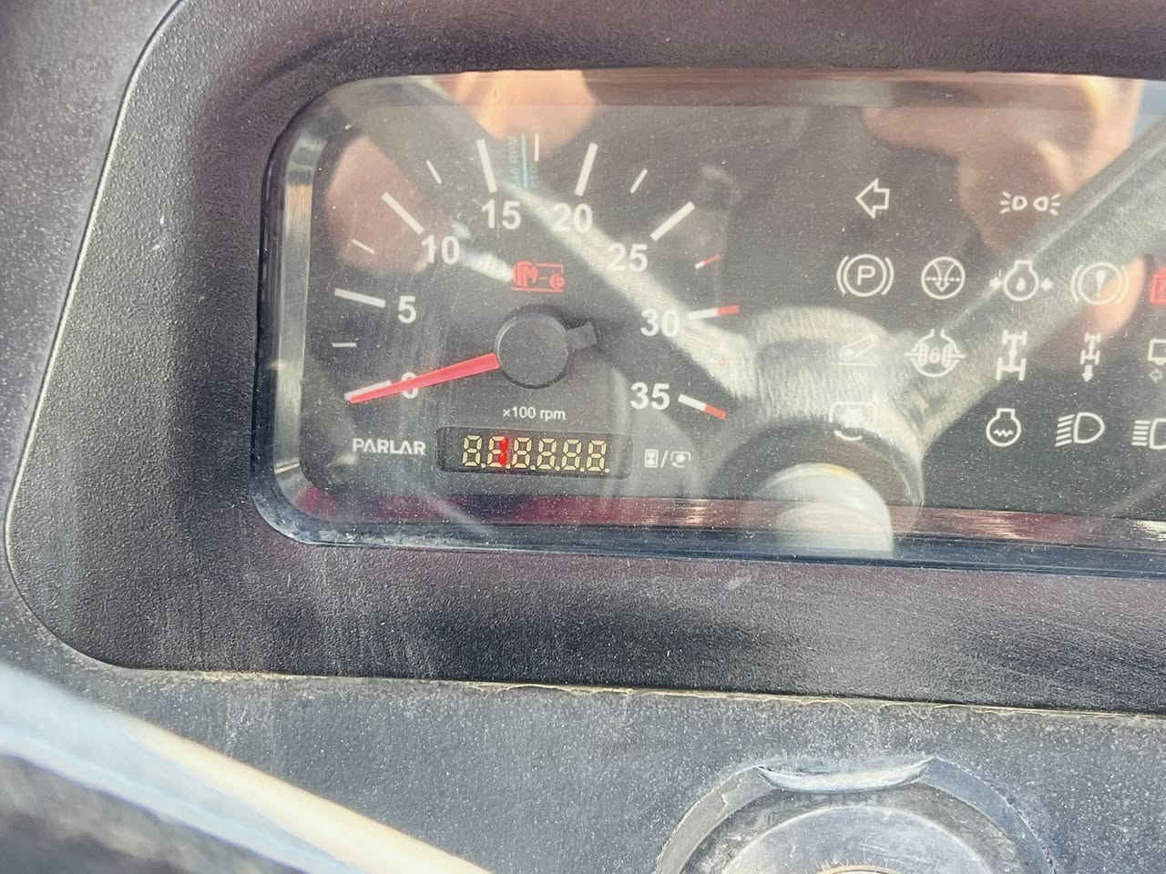 السلام عليكم خوان للبيع مكينه يرانيه موديل 2022
المكينه مكفوله كفاله عامه سنويه  لل 27
المكينه مشتغله 1100ساعه
المكينه عنوان واسط الصويره 
اللاستفسار ***********
