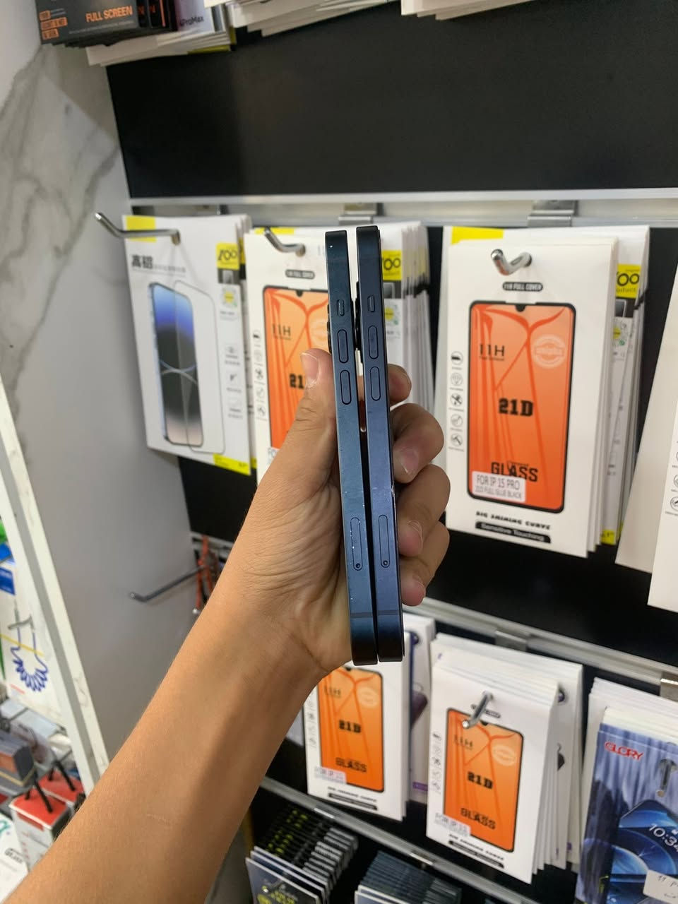 آيفون 13 عادي 🖤
💙128 G
بطاريه 85 🔋
الجهاز وكاله مش مفتوح ولا مغير فيه اشي 💙
عليه عرض 250 مع جميع اغراضو والسعر منهي🖤

آيفون 13 عادي 🖤
 🖤128 G 
بطاريه 87 🔋
الجهاز بصلاة على النبي 🖤
مش مفتوح ولا مغير فيه اشي وكاله 🖤
مطلوب فيه 255 مع جميع اغراضو السعر منهي🖤


**إذا كنت صاحب هذا الإعلان وتريد حذفه لأي سبب، رجاءا أرسل رسالة إلى الدعم الفني**