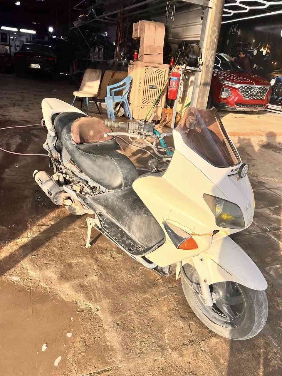 دراجه فورزه صفر سته للبيع الدراجه مال جناي حلوه و مرتبه ما بيه نقص محرك ناعم و نضيف عوزه بس كفرات خلفيه كلشي شغال بيه تشتغل بصمه و سويج. مكانه ناصريه مركز سعر ٥٠٠


**إذا كنت صاحب هذا الإعلان وتريد حذفه لأي سبب، رجاءا أرسل رسالة إلى الدعم الفني**