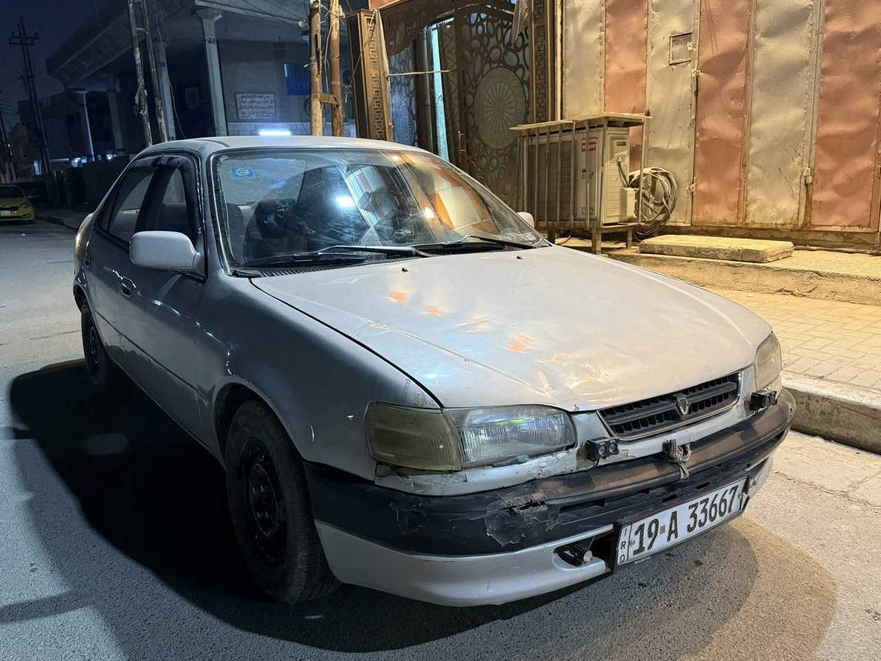 السلام عليكم
للبيع كورلا 95

صبغ عام 

سمكره جديده 
 بيه. خطة ب باب. الخلفي ومعمره ع بارد 

وطخة ب خلفي ماوصل الحوض 

تخم تاير 

رقم كربلاء 

محرك جديد 

صدر جديد 

تحويل مباشر 

سعره 40وبيه مجال 

دوره ابودشير 
***********
