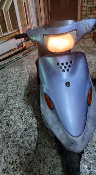 السلام عليكم
دراجه تسع زروف مجفته بس مره وحده ومبدل بيها بس صالنصه دراجه ناعمه وما بيها صوت كفرات بلادي الملاحه مالها بلادي ونضيف نكره سلف السعر 400الف وبيها مجال ان شاء الله للشراي 
موجود واتساب وشريحة ***********
