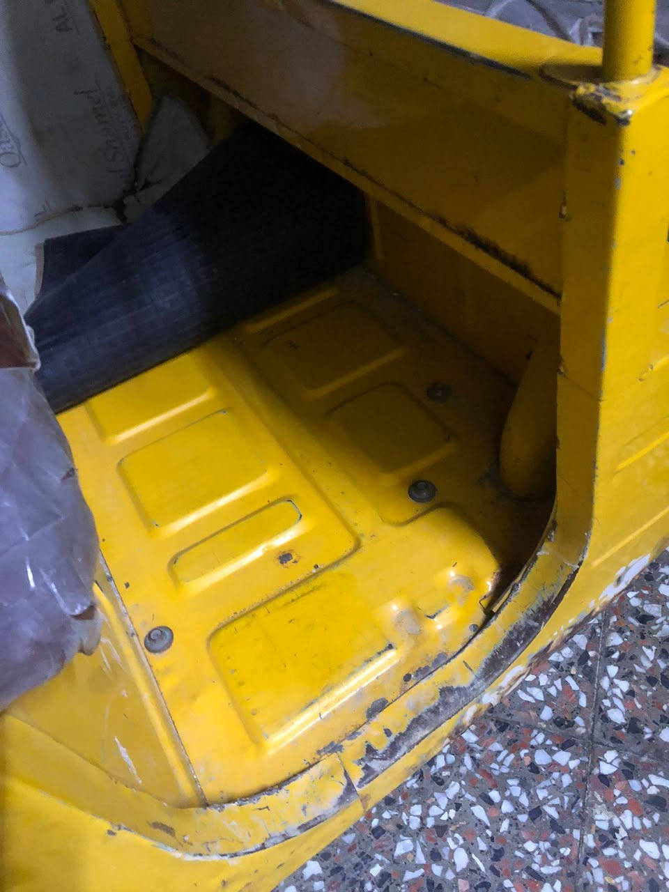 سلام عليكم تكتك للبيع مديل ١٨ رقم وسنويه شهر ١٢ تقره بل سنويه ١٩ مكان شعب رقم ***********
