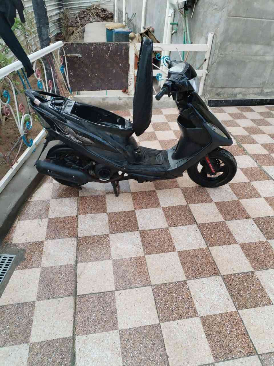 السلام عليكم دراجه ماكس عدله للبيع دراجه ما مفتوحه سعر 705 دراجه ما بيها اي نقص ***********
