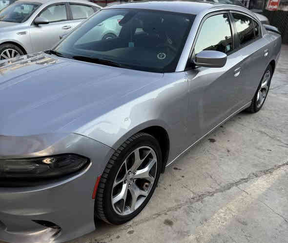 للبيع 
موديل 2015 
3.6 V6
94 الف ميل
رقم بغداد
بيها بنيد  وشويه من الجاملغ الامامي
بيها  شوية صبغ بالجاملغ  خلف الراكب
صور الحادث منشوره
***********
رايدها ب١٧٠
