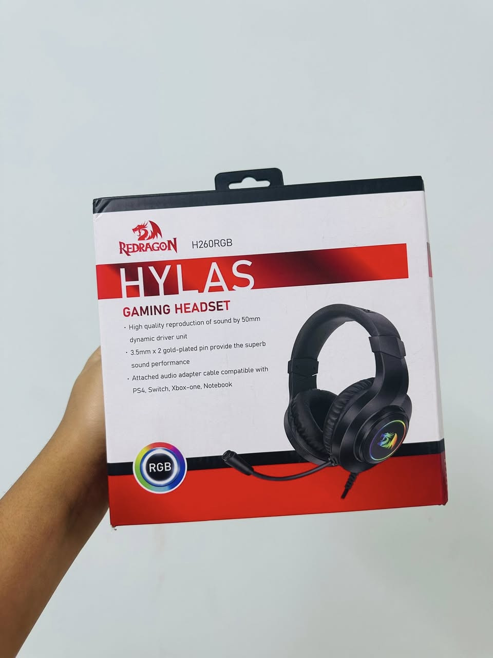 سلام عليكم ادمن وافق 🤍

شاشة مخصصة لألعاب تدعم 2k وهاي الموصفات

الموديل: GOAE24QHD180IPS

 • المقاس: 24 بوصة

 • الدقة: QHD (2560 × 1440 بكسل)

 • اللوحة: FAST IPS

 • معدل التحديث: 180Hz

 • زمن الاستجابة:

‏ • 1ms GTG

‏ • 0.5ms MPRT

 • الدعم:

‏ • AMD FreeSync

‏ • NVIDIA G-SYNC Compatible

 • سهولة التركيب: Quick 

رايده (230الف )Installation

كيبورد 

 النوع: ميكانيكي (Mechanical Keyboard)

 • الحجم: 60% (بدون Numpad – صغير ومناسب للألعاب)

 • الإضاءة: RGB بإضاءة قابلة للتخصيص (Chroma RGB)

 • المفاتيح: Red Switches (سريعة وخفيفة – ممتازة للألعاب)

 • الاتصال: سلكي (Wired USB-C Detachable Cable)

 • عدد الأوضاع الضوئية: أكثر من 20 وضع إضاءة مختلف

 رايده (40الف)

ماوس 

النوع: ماوس ألعاب سلكي (Wired Gaming Mouse)

 • المستشعر: بصري عالي الدقة (High-Precision Optical Sensor)

 • أقصى دقة (DPI): 12,400 DPI (قابلة للتعديل)

 • عدد الأزرار القابلة للبرمجة: 5 أزرار

 • الذاكرة الداخلية: موجودة (On-board Memory لحفظ الإعدادات)

 • العمر الافتراضي للأزرار: حتى 20 مليون ضغطة

 • الوزن: فائق الخفة 42 غرام فقط

‏ • Polling Rate: حتى 1000Hz (1ms) لسرعة استجابة عالية جدًا رايده (35) 

سماعات محيطية رايدها(30الف  )

وبطاريات شحن ليدة رايده ( 10 الف )

ماوس باد رايده (10) 

يوجد توصيل كافة المحافظات


**إذا كنت صاحب هذا الإعلان وتريد حذفه لأي سبب، رجاءا أرسل رسالة إلى الدعم الفني**