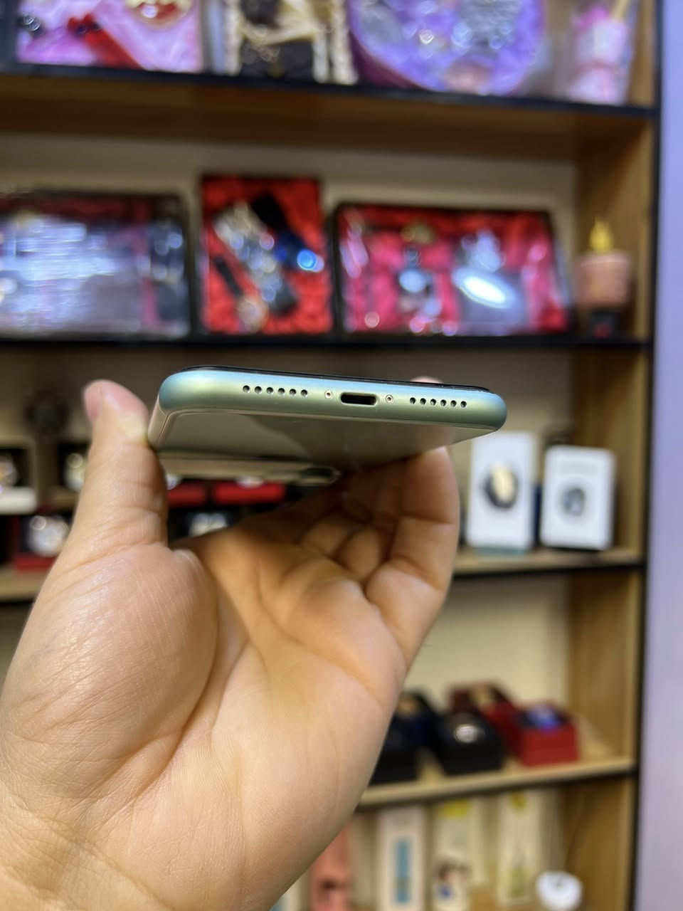 ايفون 11 بسعر جوه السوك 😍
ايفون 11 ذاكره 256 بطاريه 92 نموذج M 💚 

جهاز مبدل شاشه اصلي وكاله ( قطعه اصليه ) 

مع ضمان الفحص ، الملحقات ( كارتون + كيبل )

كربلاء / فلكة كنطرة السلام / شارع فريحه / مقابل مجموعه الوارث لمواد البناء ( ركن شارع البرج ) اتصال + واتساب *********** متواجدين كل ايام الاسبوع من الساعه 9 صباحاً و الى 10 مسائاً 💐
