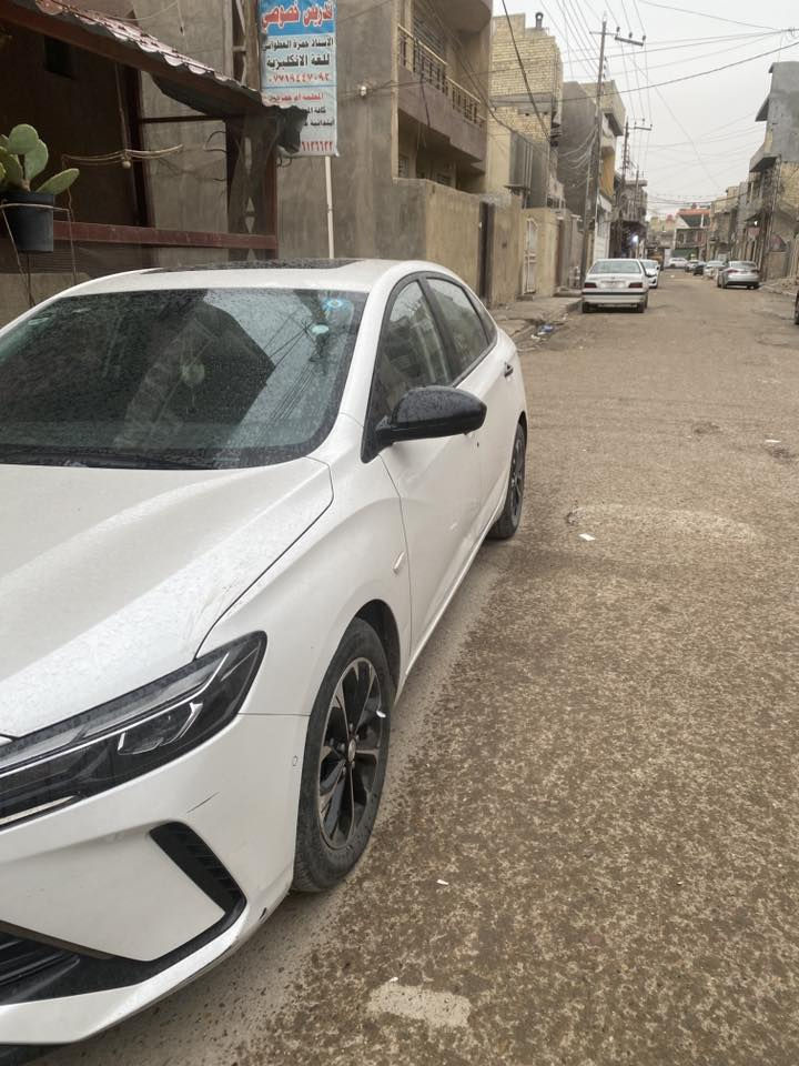 سلام عليكم سياره شوفر كافلير مديل 2024 محرك الف وخمسميه تيربو سياره خير من الله محرك وكير سياره نضربت عندي وهيه طابكه بلباب جاملغ وباب والباب الخلفي وبيه بارد بلباب مال سايق سياره ماشيه 31000 سياره رايده 120$
رقمي *********** متوفر بس واساب
