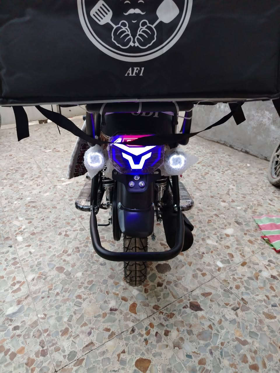 دراجه سوناك موديل 26 حتى دهن الشركه بيها ماما شيه جديده تماما ومكفوله من جميع الجهات السعر عل الخاص


**إذا كنت صاحب هذا الإعلان وتريد حذفه لأي سبب، رجاءا أرسل رسالة إلى الدعم الفني**