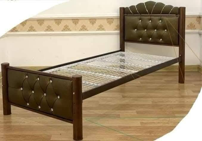 يعلن معرض القلعة للغرف التركية  والاثاث عن تخفيضات سرير الايراني الاصلي السعر 60 ألف وبدون لادين ولابعدين
العنوان قلعه سكر قرب مصور الزهور قرب سعيد ايدام بأدارة جعفر النجار ***********
***********
