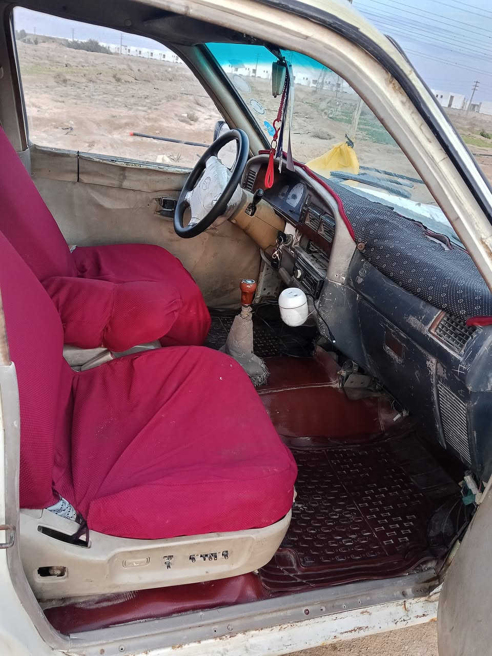 سلام عليكم بيكم دير للبيع موديل 2006 محرك وكير وشاصي مكفول  رقم كربلاء مداور 
سعر 25وبيه مجال ***********
المكان كربلاء
