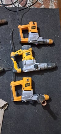 شغالات على الفحص مكان مدينة الصدر للاستفسار خاص او الاتصال يوجد توصيل ...