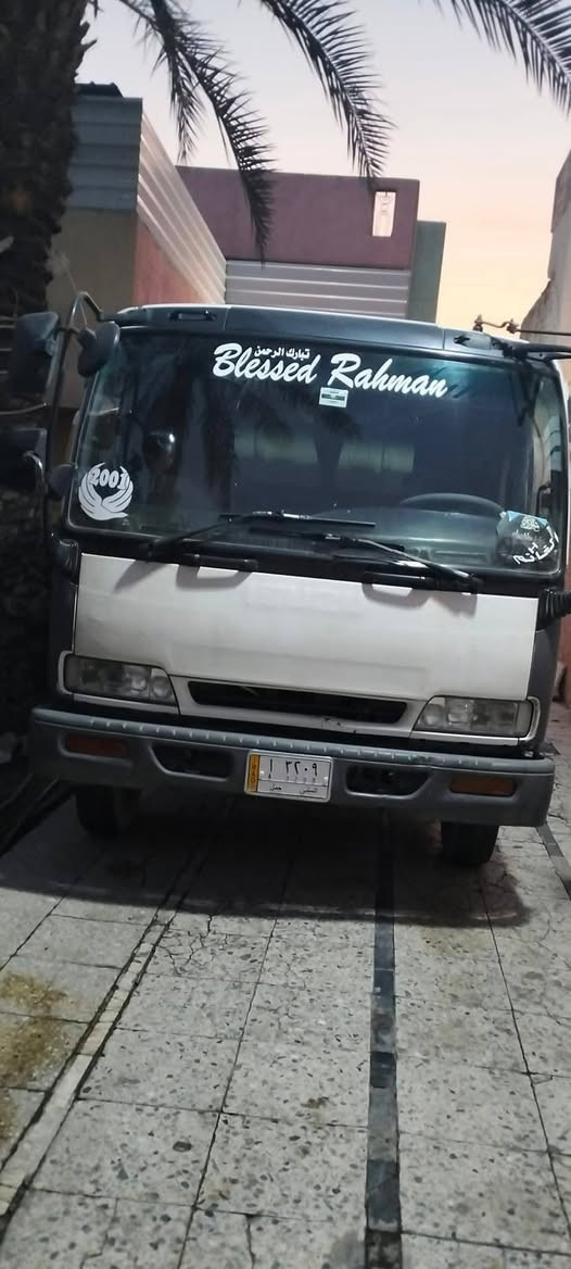 سلام عليكم عندي ازوزا قلاب رقم مثنى للبيع او مرواس كنتر مو قلاب العنوان بغداد البلديات السعر 150$ /////***********
