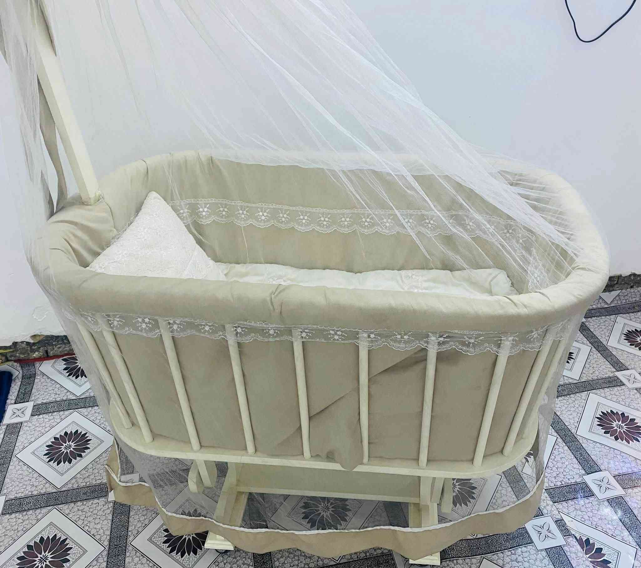 السلام عليكم كاروك ماركة نيت بيبي تركي اتريدة هزاز اتريدة ثابت كامل ملحقاتة دوشك سفنج وتلبيسة مالتة ولحاف ومخدة وناموسية الاصلي للبيع مستعمل شي قليل


**إذا كنت صاحب هذا الإعلان وتريد حذفه لأي سبب، رجاءا أرسل رسالة إلى الدعم الفني**