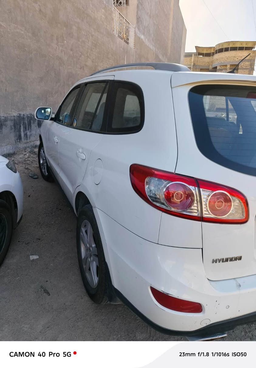 سنتافيا ١٢ رقم بابل شركة العامة للسيارات سياره جاهزه من كلشي سنوية بأسمي تخم تاير تبريد ثلج السعر ١٥٠ وبيهه اشكال حك الجيه لحد يراسلني مكلف بالنشر
 الاتصال *********** الزبير, البصرة
