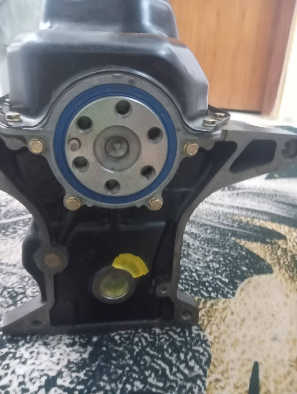 السلام عليكم  نص مكينه سايبه جديده ما مستعمله ايراني اصلي رايده ب 300 الف قفل مكاني بغداد الشعب رقم التلفون *********** متواجد خاص
