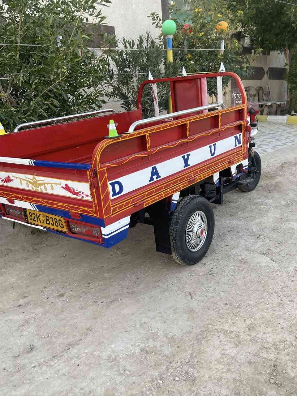 السلام عليكم
ستوته ديوان 
مديل 18
محرك مامفتوح
تايرات جدد
كهربائيات جدد 
لاتيات زنون 
سبير 
وراق صوليه 
شاصي مكفول 
ركبه مكفوله 
مكاني ناصريه قضاء الرفاعي 
نتصل وبلخدمه 
***********
