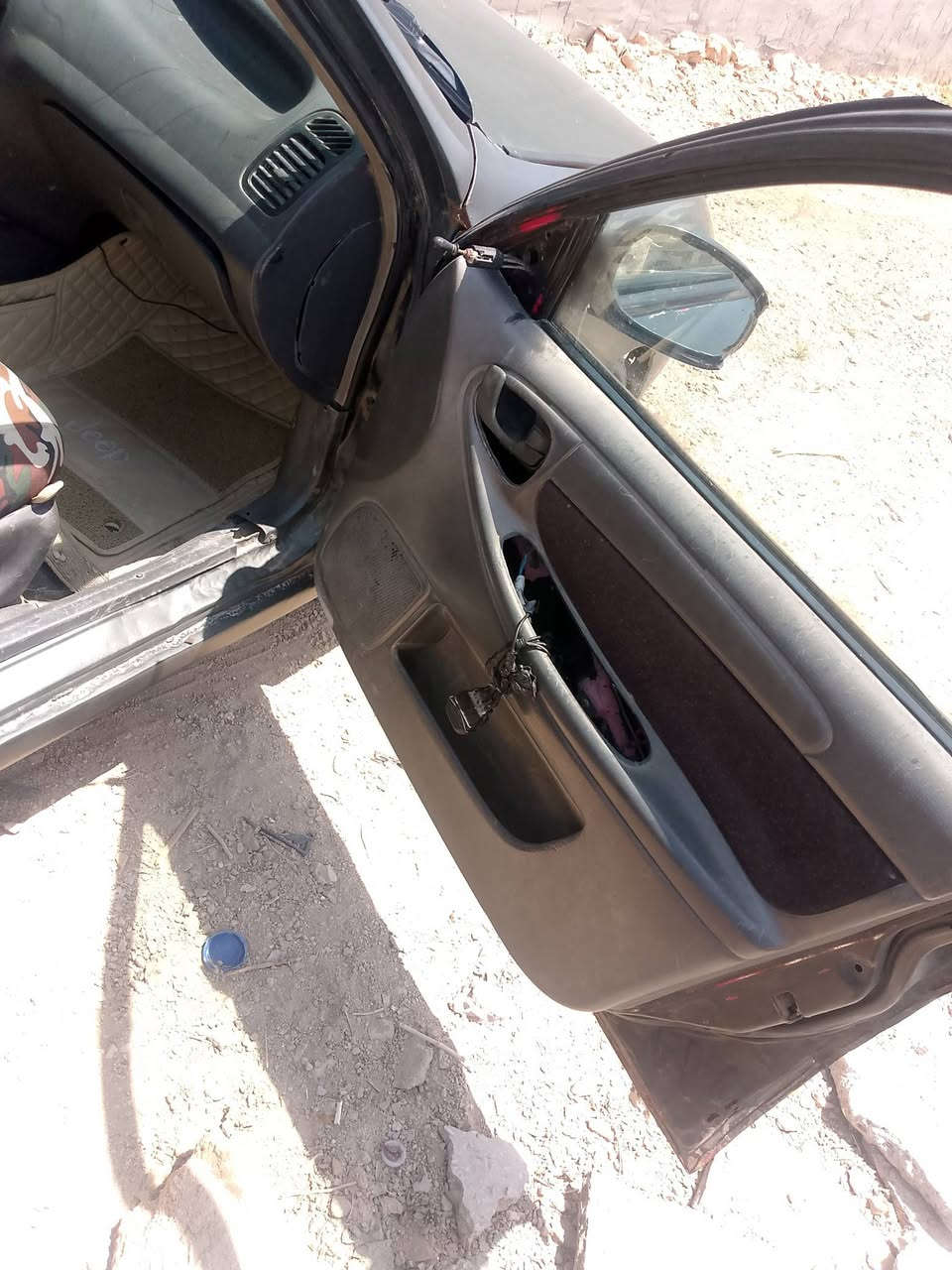 دايو لانوس للبيع او للمراوس  موديل 96 رقم ديالى سنويه صاقطه 
محرك وكير بشرط مكان السياره عامرية الفلوجه السعر 20 وبيه مجال
رقم تلفون ***********
