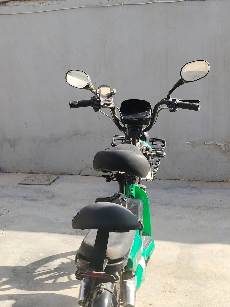 باسكيل شحن للبيع حجم 20 فقط العقل واكف او سعر مناسب....مو شراي لا طب تضل تسئل مكاني كركوك           *********** اتصال عله هاذا رقم
