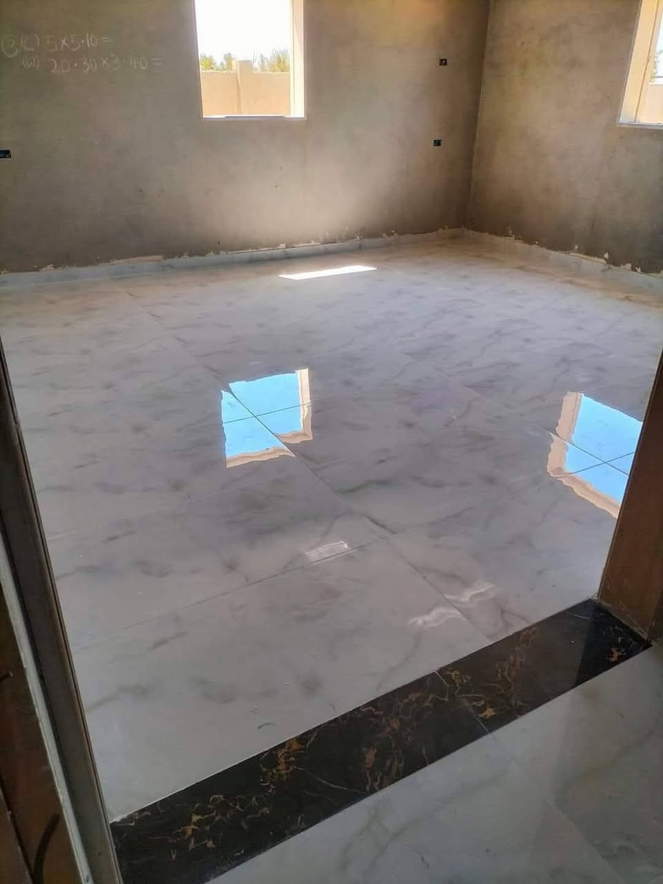 خلفه مصري سراميك وبرسلين والواح ومرمر وكاشي وبيات تسليم مهندسين درجه اولي تلفون  ***********
