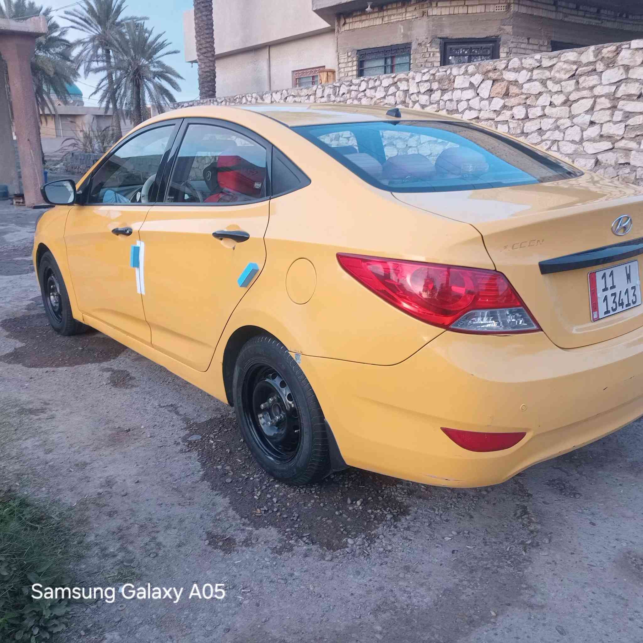 اكسنت موديل ٢٠١٢ 
وارد أمريكي حادثه جاملق أمامي بس بدون دواخل مكفوله من داخل محركه ١٦٠٠ جي تي اي 
سياره جاهزه كلش نضيفه كير محركه صدر أمامي خلفي جديد شواصي جديد بجم كبس رضيه جلد دوشمه كشنات 
رقمه بغداد بسمي مكاني بغداد 
عارضه.    ٧٩
***********
بيع او مراوس
