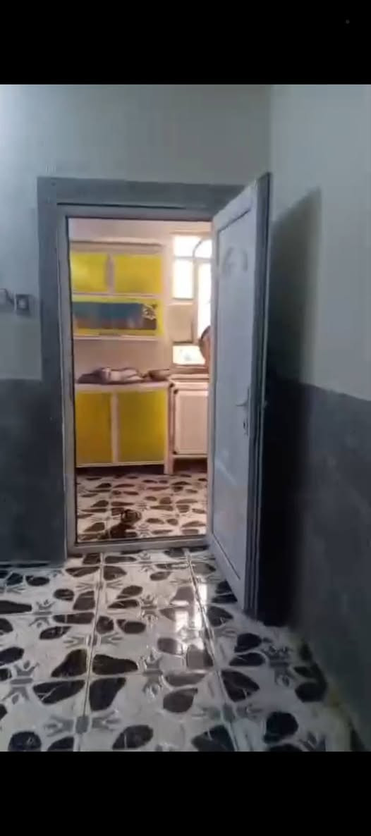 شقه للرهن
درج معزول
100 م مبلغ رهن 15
نجف. حي سلام قرب مدارس الامام علي ع
تحتوي ع غرفه وصاله ومطبخ وصحيات


**إذا كنت صاحب هذا الإعلان وتريد حذفه لأي سبب، رجاءا أرسل رسالة إلى الدعم الفني**