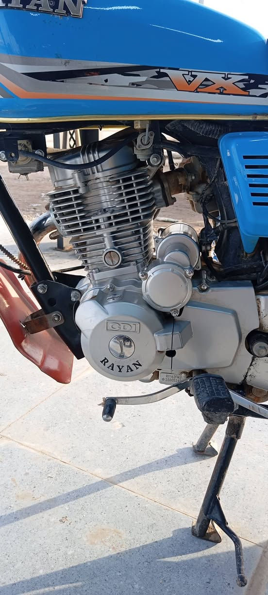 سلام عليكم عندي هاي الدراجه موديل 23 منفيس بيهه شرط محرك كبس كهربائياتهه شغاله مراوس بستوته


**إذا كنت صاحب هذا الإعلان وتريد حذفه لأي سبب، رجاءا أرسل رسالة إلى الدعم الفني**