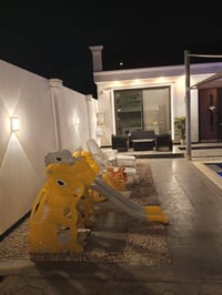 يوجد لدينا مزارع اليجار في البوعيثة بسعر 07865953969مناسب موثقة بتطبيق...