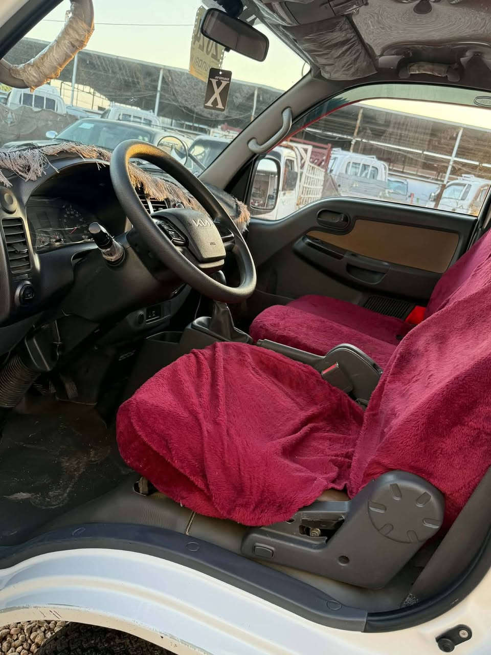 للبيع كيا موديل 2024 رقم قادسيه دولي تحويل مباشر مكفولة كفالة عامة مكينه وكير وحداديه جاهزه شاصي ورقم شاصي السياره جديده ماشية 49 الف السعر 155 وبيها مجال بسيط مكان بابل ***********
***********
