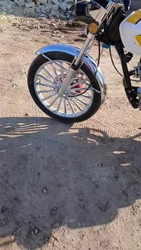 سيفان موديل 25 دراجه كفاله من برغي سعره 700 عنوانه بغداد حيور رقمي 077...