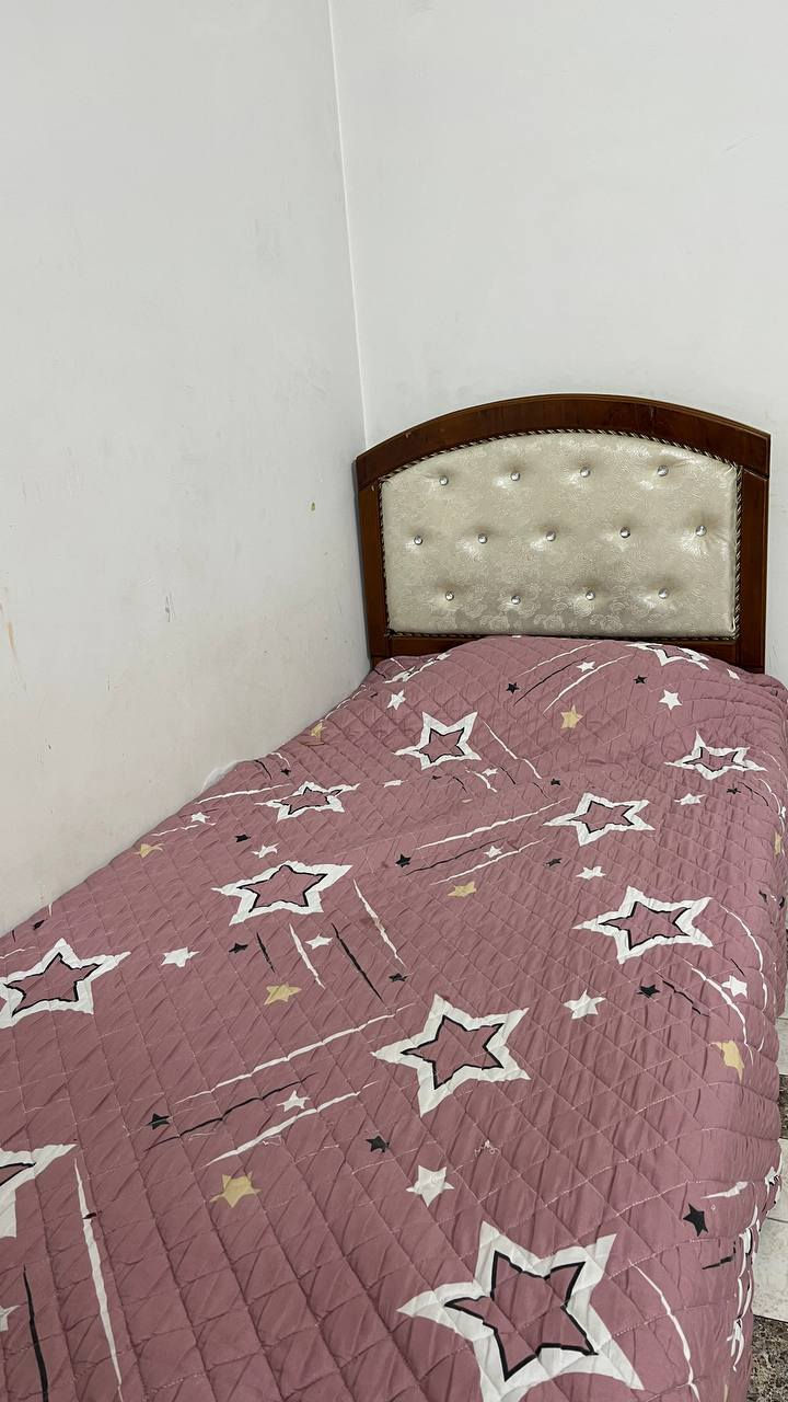 تخت نضيف للبيع سعر 70 الف للواحد


**إذا كنت صاحب هذا الإعلان وتريد حذفه لأي سبب، رجاءا أرسل رسالة إلى الدعم الفني**