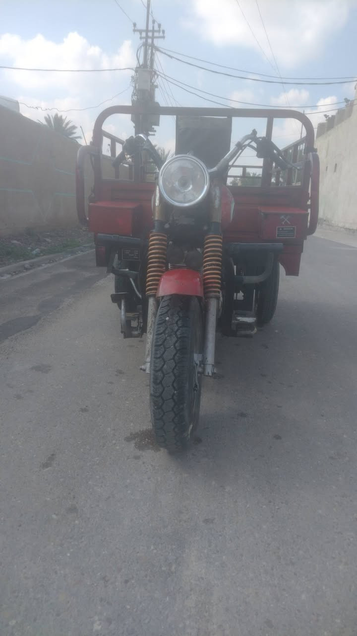 للبيع دايوان 19 ومكينة 23اوراق كاملة مكان بغداد حي انصر السعر 900شراي ينتصل  ***********
