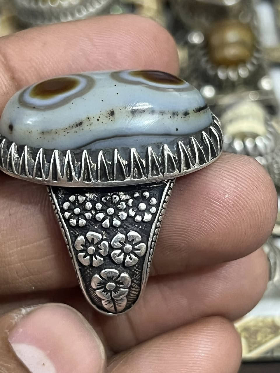 جزع قديم تواصل خاص***********
