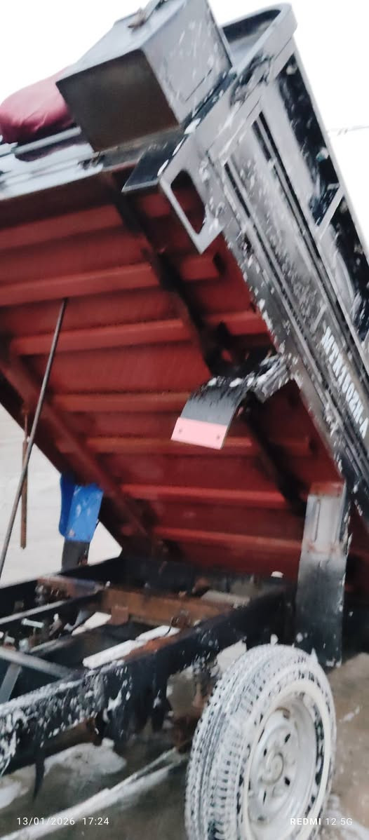 سلام عليكم للبيع ستوته امتيار مديل 14 رقم وسنوية بابل ابسمي 
امراور مباشر اريد ثاني يوم 
ستوته كفاله مكلشي  وضع شركه 
كلشي شغل بيها السعر خاص 
مكاني بابل القاسم ***********
