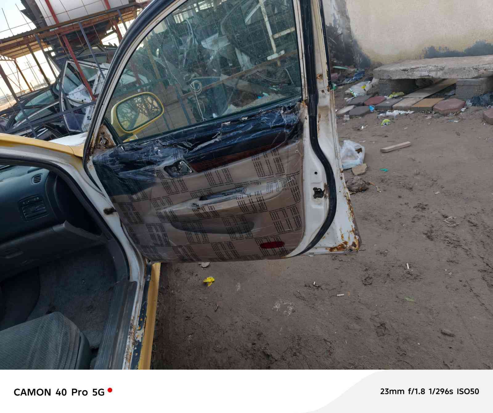 السلام عليكم سيارا امالاه البيع موديل 2006سياره كشره تعبان بضح بل صور كبالكم كير ومكينه كورله خير من الله حلوه السياره بس كشره يرادله ترتيب يعني الخياسات بيه قليله رايده 20وبيه مجال رقم ميز ثلاث ارقام تحويل ثاني يوم مكاني واسط العزيزيه رقم التلفون ***********
