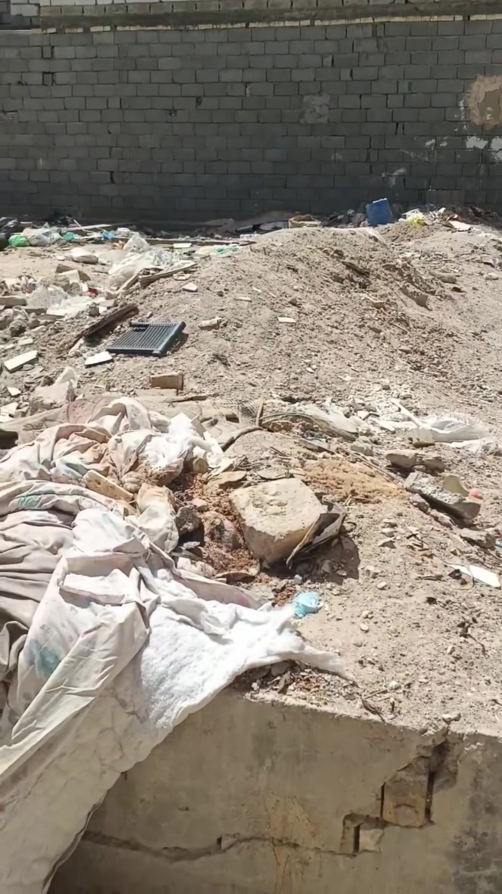سلام عليكم متوفر قطعة 100 متر+ بيت خمسين متر العنوان مذكور داخل الفديو اتصل وتدلل ***********
