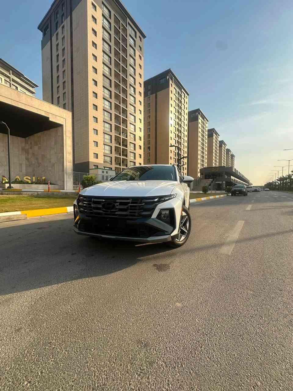 السلام عليكم
توسان 25 وارد امريكي 

Sel
بدون صبغ تعديل pdr بونيد وجاملغ 
ماشيه 12 الف

فحص مؤقت

سعر 195 وبيها مجال

*********** الشراي يتصل
