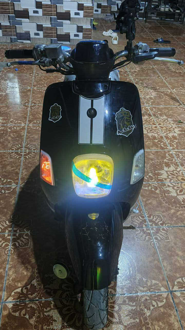 السلام عليكم دراجه بوليس دراجه مكفوله من كلشي السعر 550 وبيه مجال مكاني ديالى خالص


**إذا كنت صاحب هذا الإعلان وتريد حذفه لأي سبب، رجاءا أرسل رسالة إلى الدعم الفني**