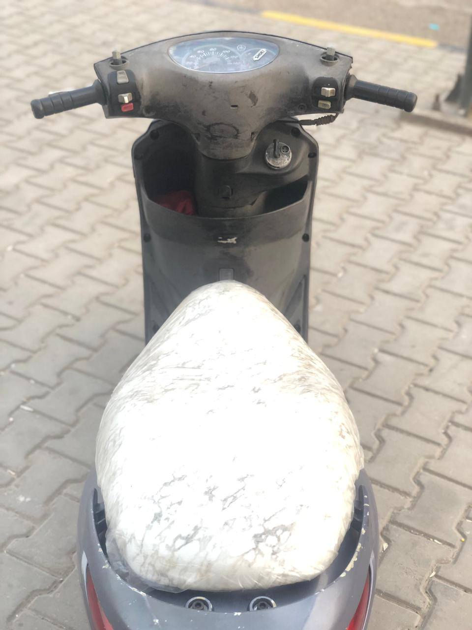 دراجه بريز للبيع دراجه مكفوله كفاله عامه دراجه نضيفه احلى من صور محرك مكفول برغي ممفتوح اوراق منفيس كمرك كله موجود دراجه مال رمبه السعر 800 وبيها مجال بسيط تواصل ع رقم ***********
