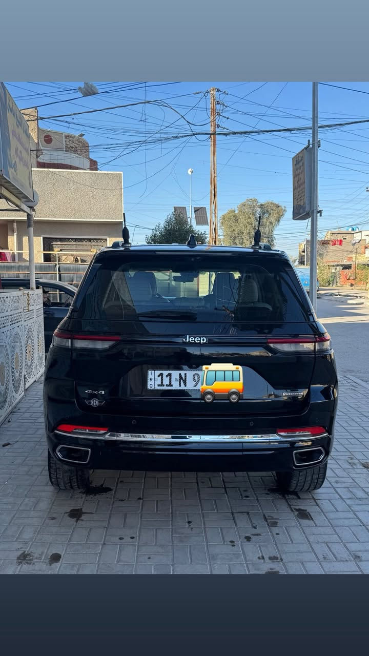 جيب أوفر لاند 2022  خليجي مكفوله كفاله عامة
مغلفة ppfضمان 10 سنوات 
وكاله هارلم
حجم المحرك V6 3.6L 
ماشية 55 مايل
رقم بغداد بسمي
داتا شوو
لون الداخل رصاصي فاتح مميز
مفتاح التشغيل بصمة 
تشغيل عن بعد 
بانوراما
فتح الصندوق كهرباء او تمرير قدم
 دفع رباعي 4WD
اريل نفكيتر 
رادار 
مانع تصادم
 تحديد المسار
نظام الرؤية الليلية
مستشعر نوم السائق مع نظام توقف آلي
أوتو بريك
حساسات أمامية
حساسات خلفية 
لايت زينون + LED 
كشافات 
بك لايت LED 
/ جكات 
ويل كب 20
4 دسك
حساسات ضغط الاطارات 
اشارة في المرايا الجانبية 
المرايا قابلة للطي كهرباء 
النقطة العمياء
كير ماوس 
هاند بريك كهرباء 
دشبول شاشة ديجيتال 
شاشة Apple Car play 
كاميرا دوارة 
4 كاميرات
 انارة داخلية محيطية الوان متغيرةLED 
مقود جلد حياكة  
شفتات مقود 
مثبت السرعة Cruise 
المودات والاوامر الصوتية 
شاحن هاتف Wireless 
مخرج منفذ الطاقة 
فحص نظام السيارة 
تتسع المقصورة ل 5 ركاب
المقاعد جلد 
المقاعد الامامية كهرباء 
تدفئة وتبريد المقاعد الأمامية  
ذاكرة وضعيات الجلوس للمقاعد الأمامية
مساج الكراسي الامامية
مثبت مقعد الأطفال ISOFIX 
تبريد شاشة مناخين منفصلين 
تبريد ٣ قطع مركزي 
نظام مانع الانزلاق  
حاملات الأكواب تبريد
تطعيم الدواخل ألمنيوم 
وبعد بيها مواصفات  
رقم الهاتف ***********
بسعر 40.700 سعره بيع مستعجل
