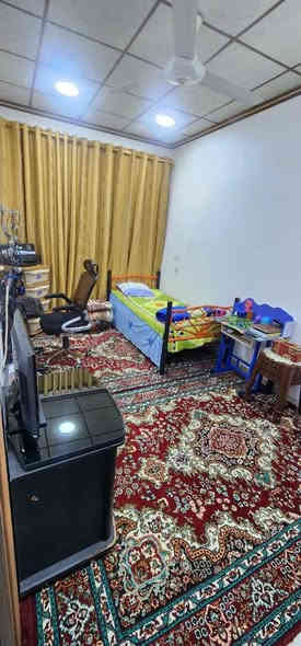 🏠 دار للبيع في حي السكر ملك صرف  مساحته 100م واجهه 7م بناء حديث السعر 175 للاستفسار ***********

🔸 الطابق الأول :
- مطبخ (بارد + حار)
- استقبال
- هول
- صحيات
- غرفة نوم

==============================

🔸 الطابق الثاني :
- 3 غرف نوم
- هول
- صحيات

==============================
